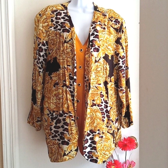 emilia saachi Tops - Emilia Saach | Vintage Abstract Tunic Top & Vest